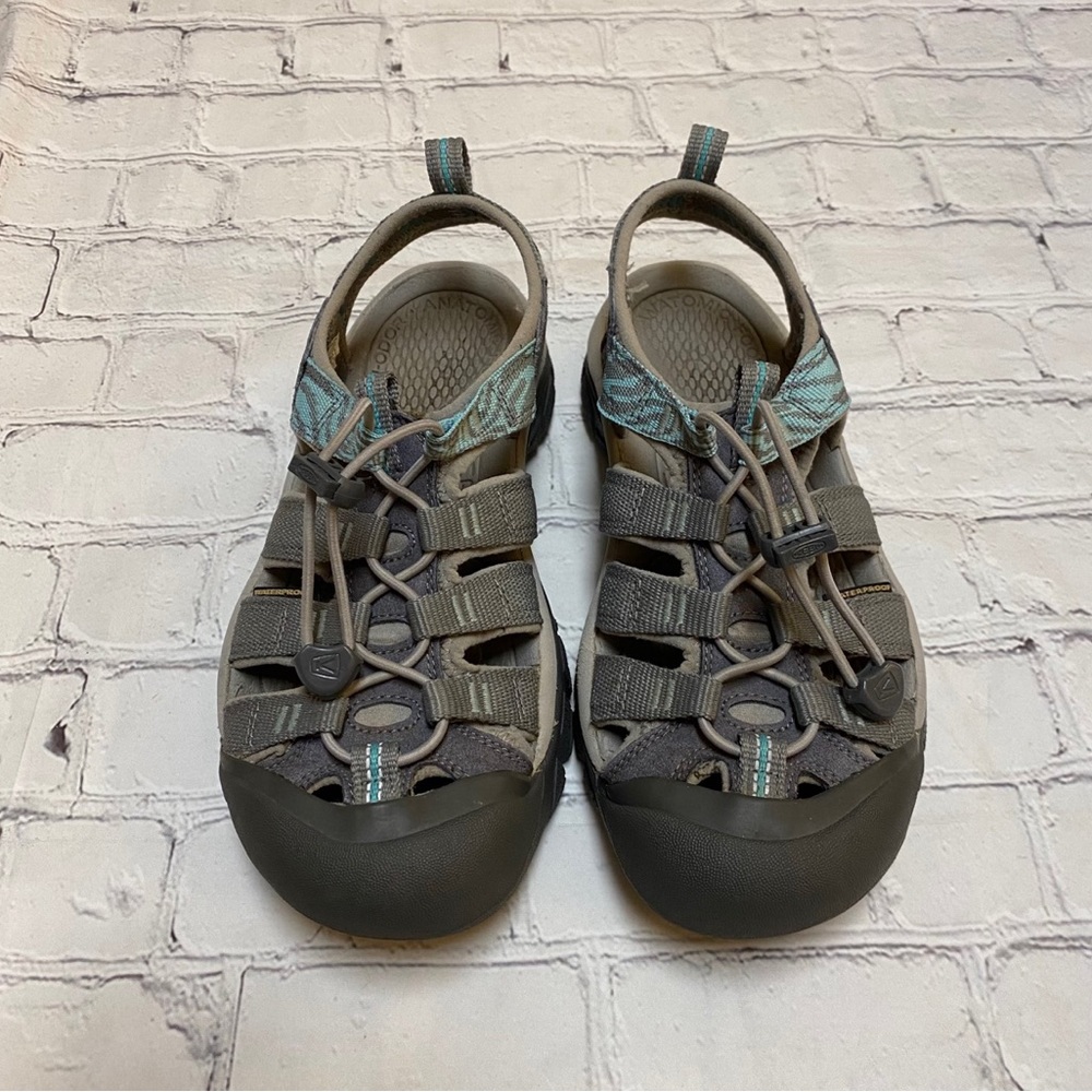 Keen Sandals - Picture 2 of 8